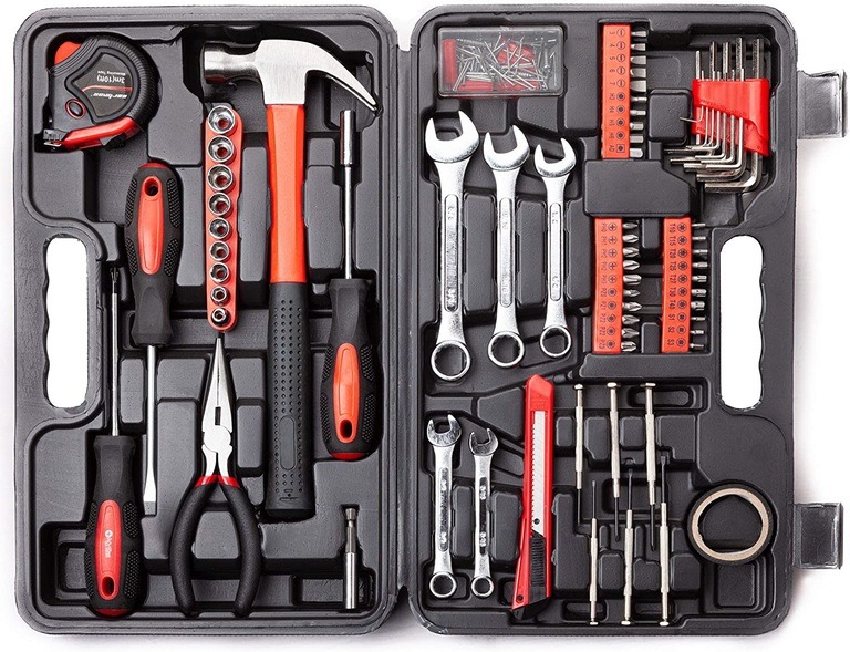 7 Essential Equipment You Should Bring When Going For RV Camping