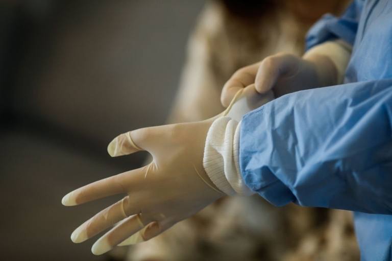 Can You Reuse a Disposable Glove?