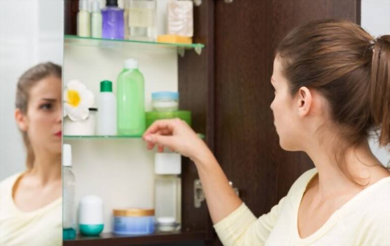Benefits of Bathroom Cabinets