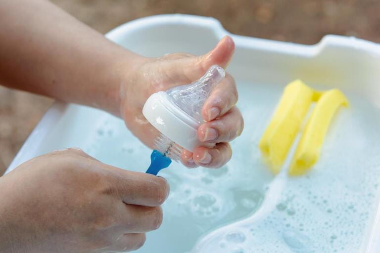 How To Clean Baby Bottles After Each Use