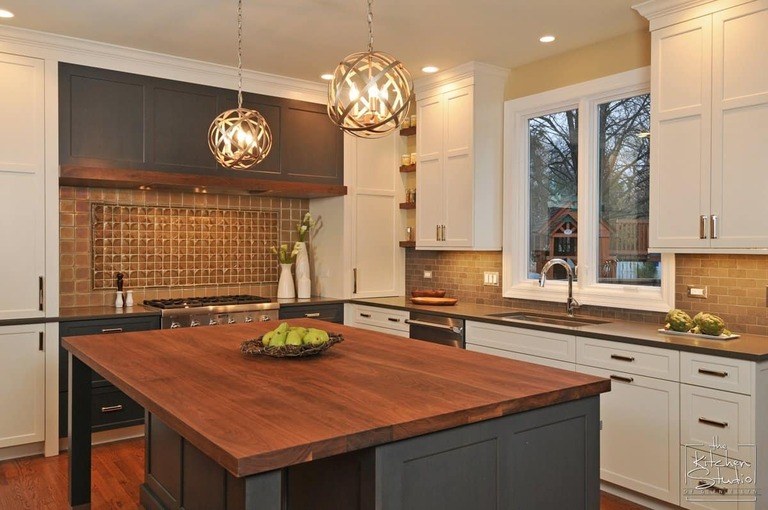 Benefits Of Using Under Cabinet Lighting