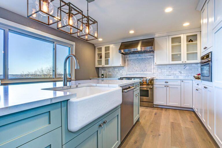 Benefits Of Using Under Cabinet Lighting