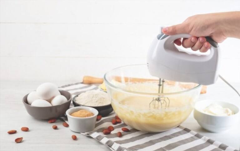 How to Choose Hand Mixer