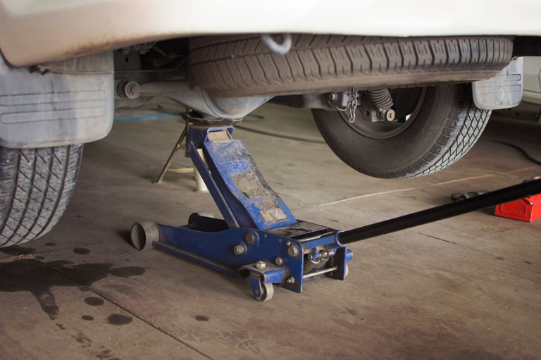 Top 10 Must Have Tools For The Garage