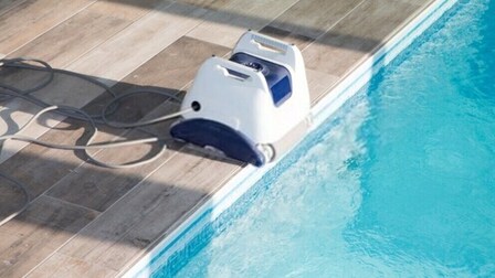 6 Best Pool Cleaner for Small Pools of 2026