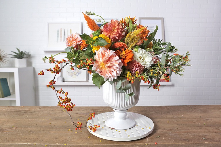 Ideas for Garden Style Flower Arrangements