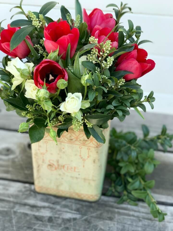 Ideas for Garden Style Flower Arrangements