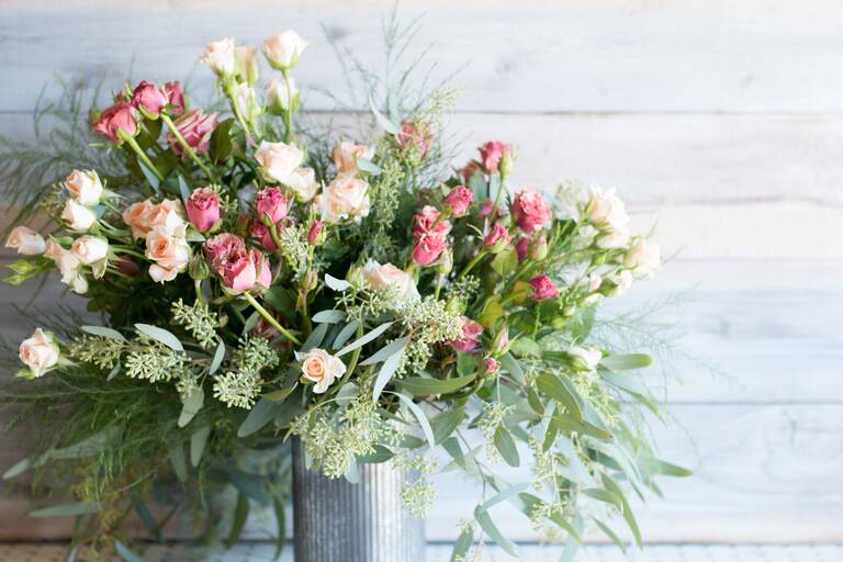 Ideas for Garden Style Flower Arrangements