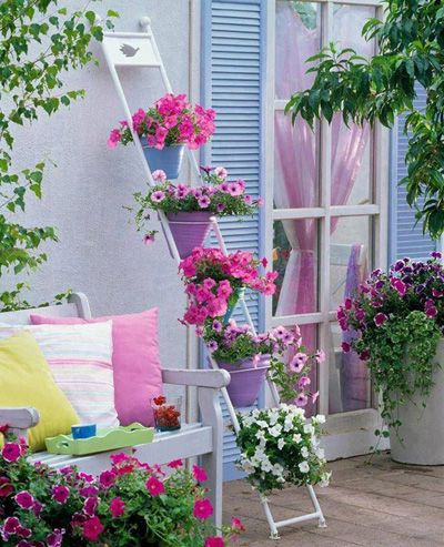 Ideas of Garden Backdrop Styles